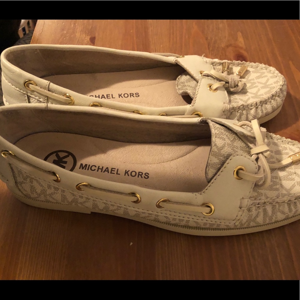 Shoes - Picture 2 of 2